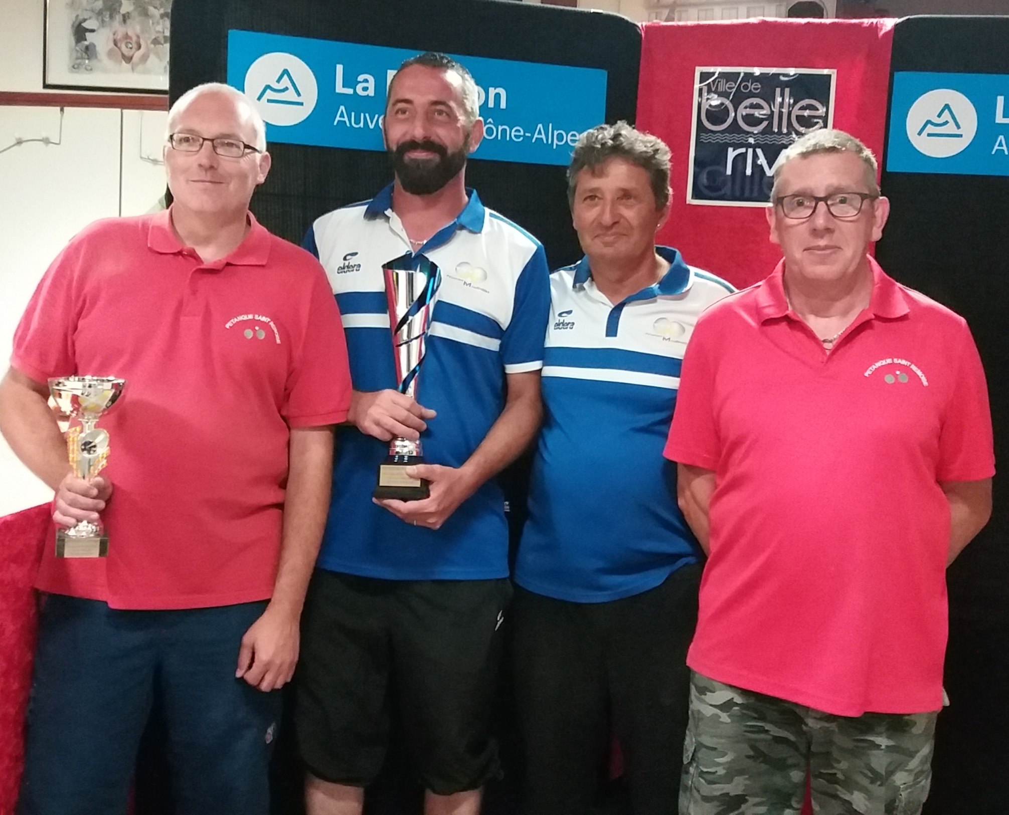 Alain et Serge avec les finalistes moulinois Billaud et Demoliere. Alain et Serge avec les finalistes moulinois Billaud et Demoliere.