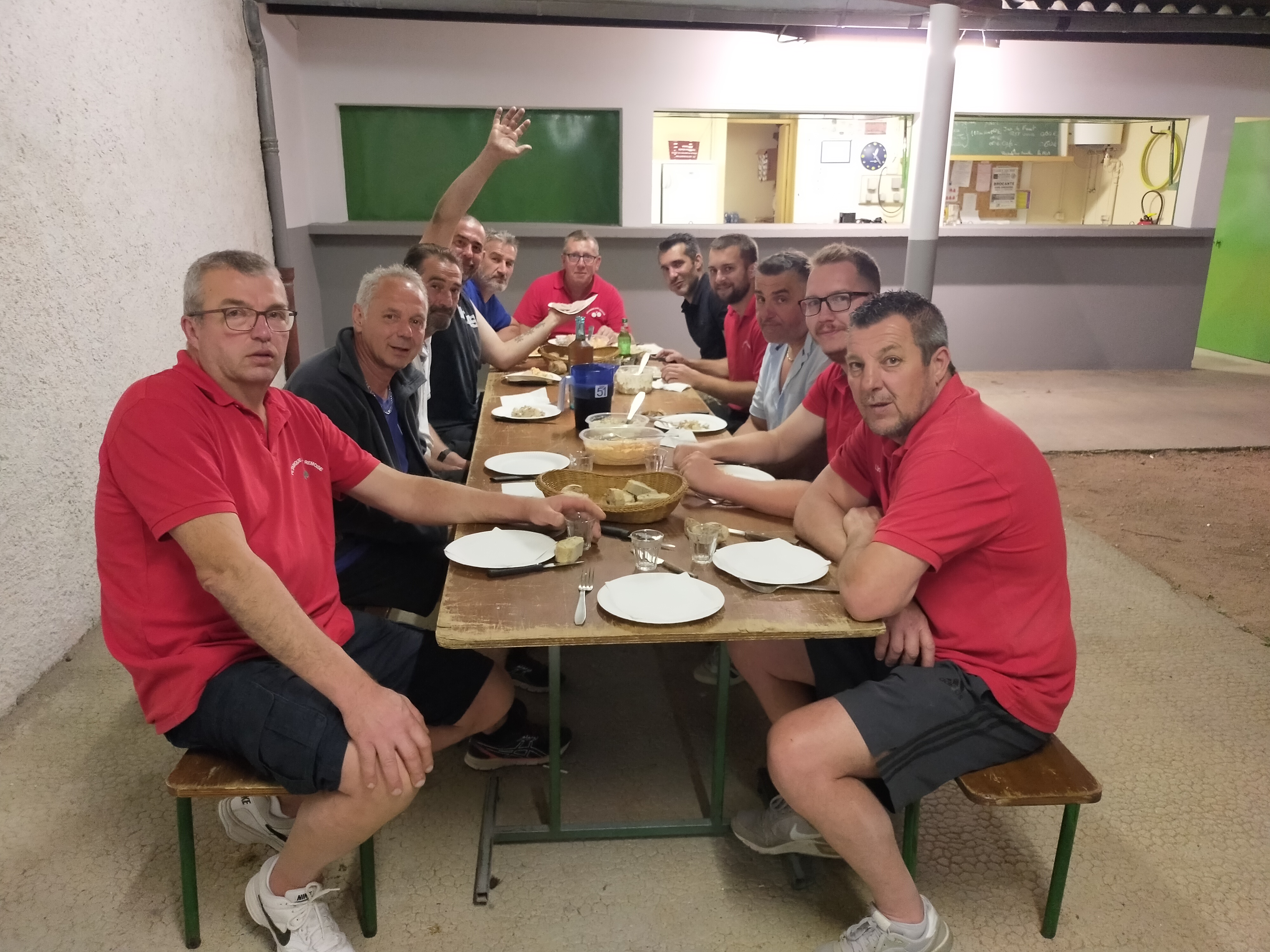 Toujours aussi conviviales les rencontres de coupe d'allier avec nos amis de Cognat !
