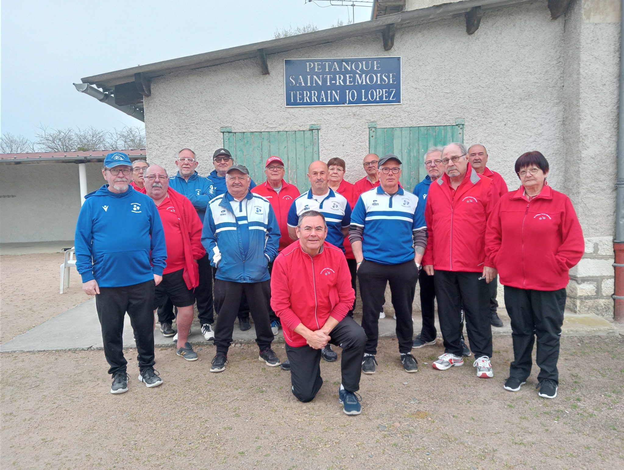 DÉFAITE DES VÉTÉRANS (B) FACE A ABREST (B) EN CHAMPIONNAT DES CLUBS DÉFAITE DES VÉTÉRANS (B) FACE A ABREST (B) EN CHAMPIONNAT DES CLUBS