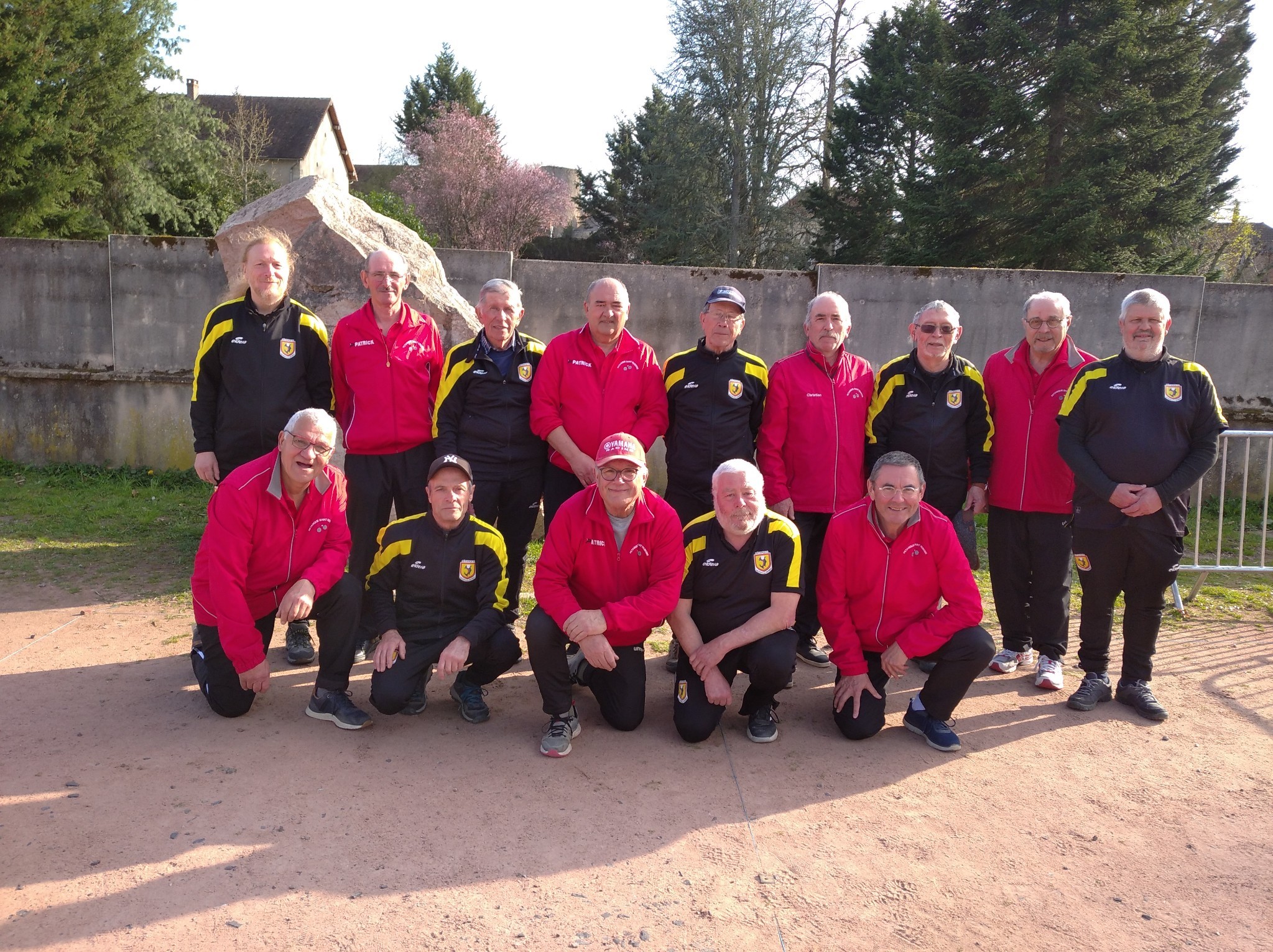 L'ÉQUIPE VÉTÉRAN (B) S'IMPOSE A JALIGNY EN COUPE D'ALLIER L'ÉQUIPE VÉTÉRAN (B) S'IMPOSE A JALIGNY EN COUPE D'ALLIER
