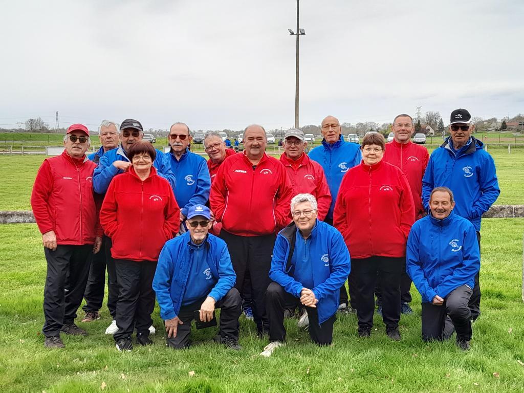 DÉFAITE DES VÉTÉRANS (B) FACE À TOULON EN CHAMPIONNAT DES CLUBS DÉFAITE DES VÉTÉRANS (B) FACE À TOULON EN CHAMPIONNAT DES CLUBS