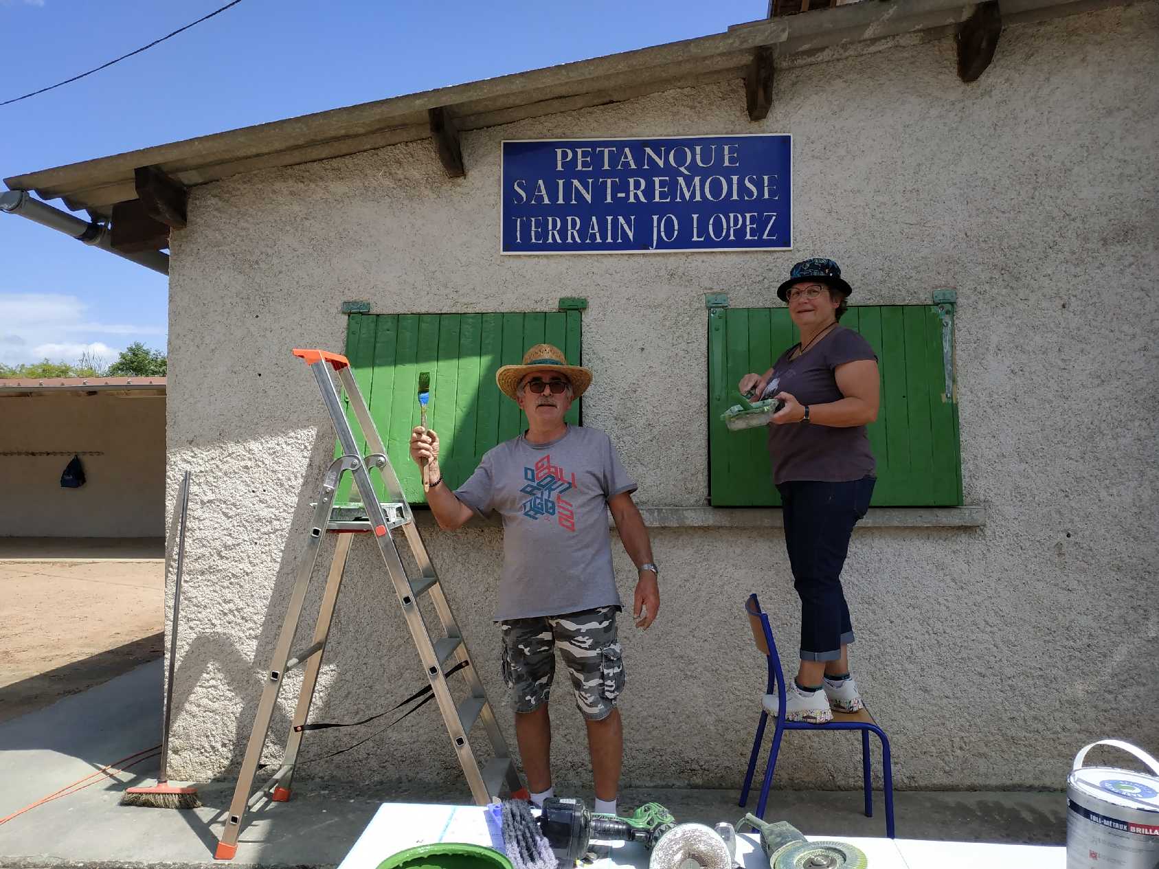 UN BON RAFRAICHISSEMENT DES LOCAUX EFFECTUÉ PAR NOS VÉTÉRANS !