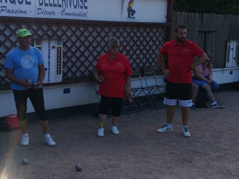 DE TRES BEAUX RÉSULTATS A LA FETE DE LA PÉTANQUE A BELLERIVE DU 13 AU 16 JUILLET DE TRES BEAUX RÉSULTATS A LA FETE DE LA PÉTANQUE A BELLERIVE DU 13 AU 16 JUILLET