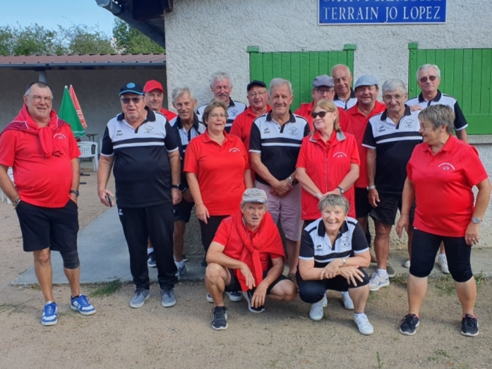 LES VÉTÉRANS (A) CORRIGENT YZEURE EN CHAMPIONNAT DES CLUBS ET SE QUALIFIENT POUR LA JOURNÉE FINALE DE CHAMPIONNAT DES CLUBS LES VÉTÉRANS (A) CORRIGENT YZEURE EN CHAMPIONNAT DES CLUBS ET SE QUALIFIENT POUR LA JOURNÉE FINALE DE CHAMPIONNAT DES CLUBS