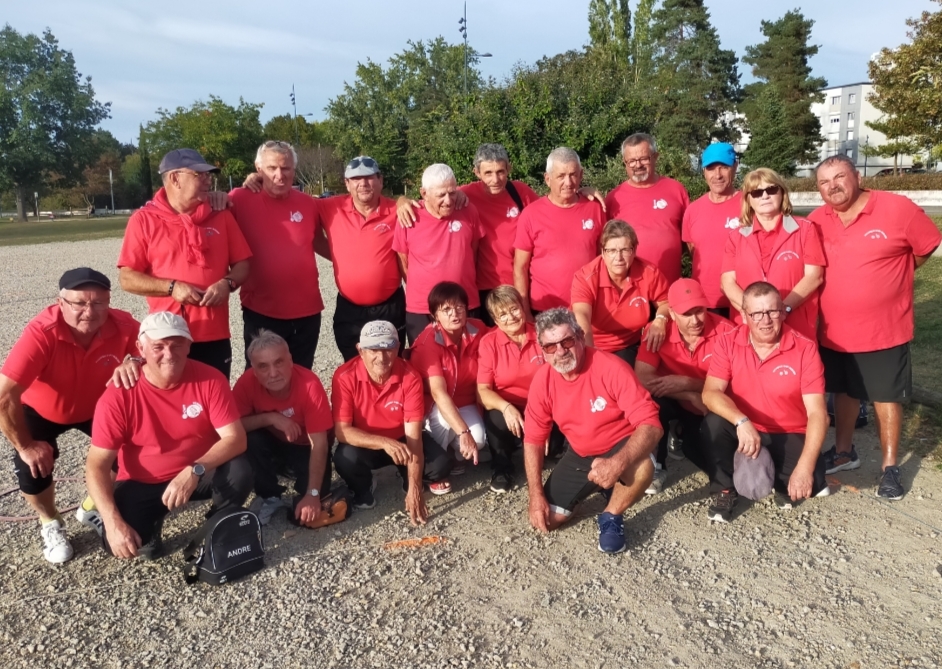 Les vainqueurs et les finalistes réunis pour la photo souvenir.