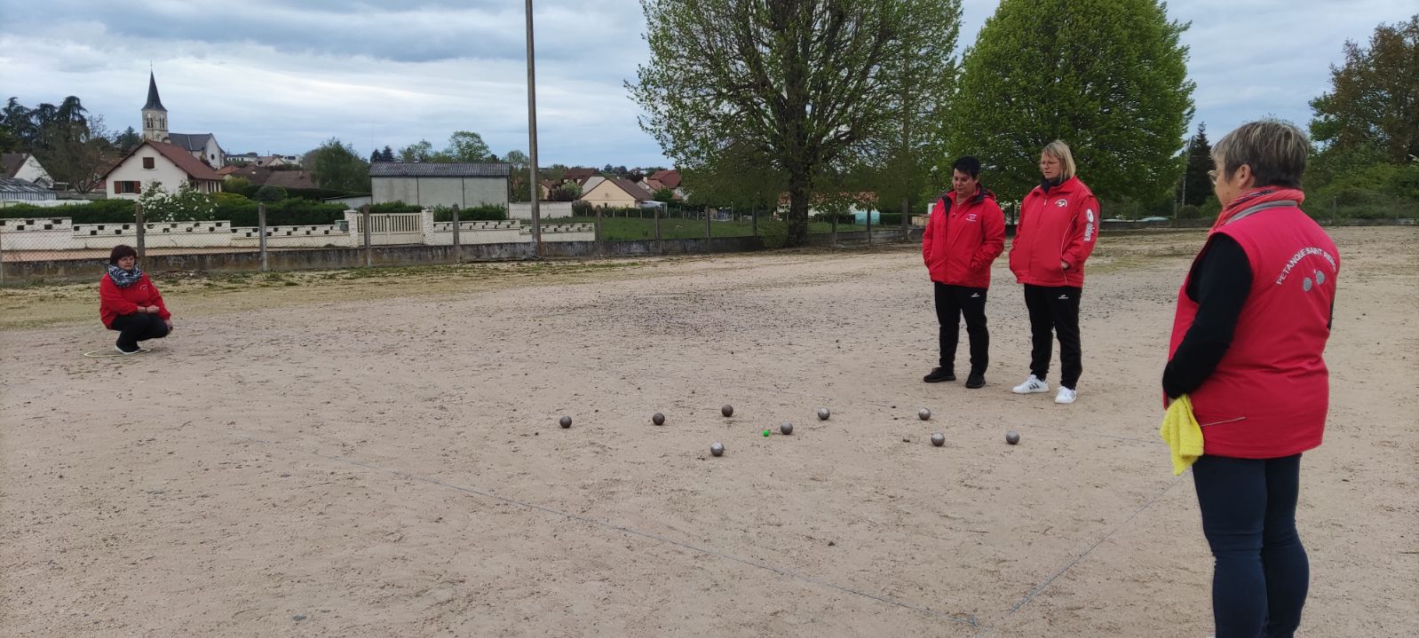 LES FÉMININES (A) DOMINENT SAINT MENOUX EN COUPE D'ALLIER 