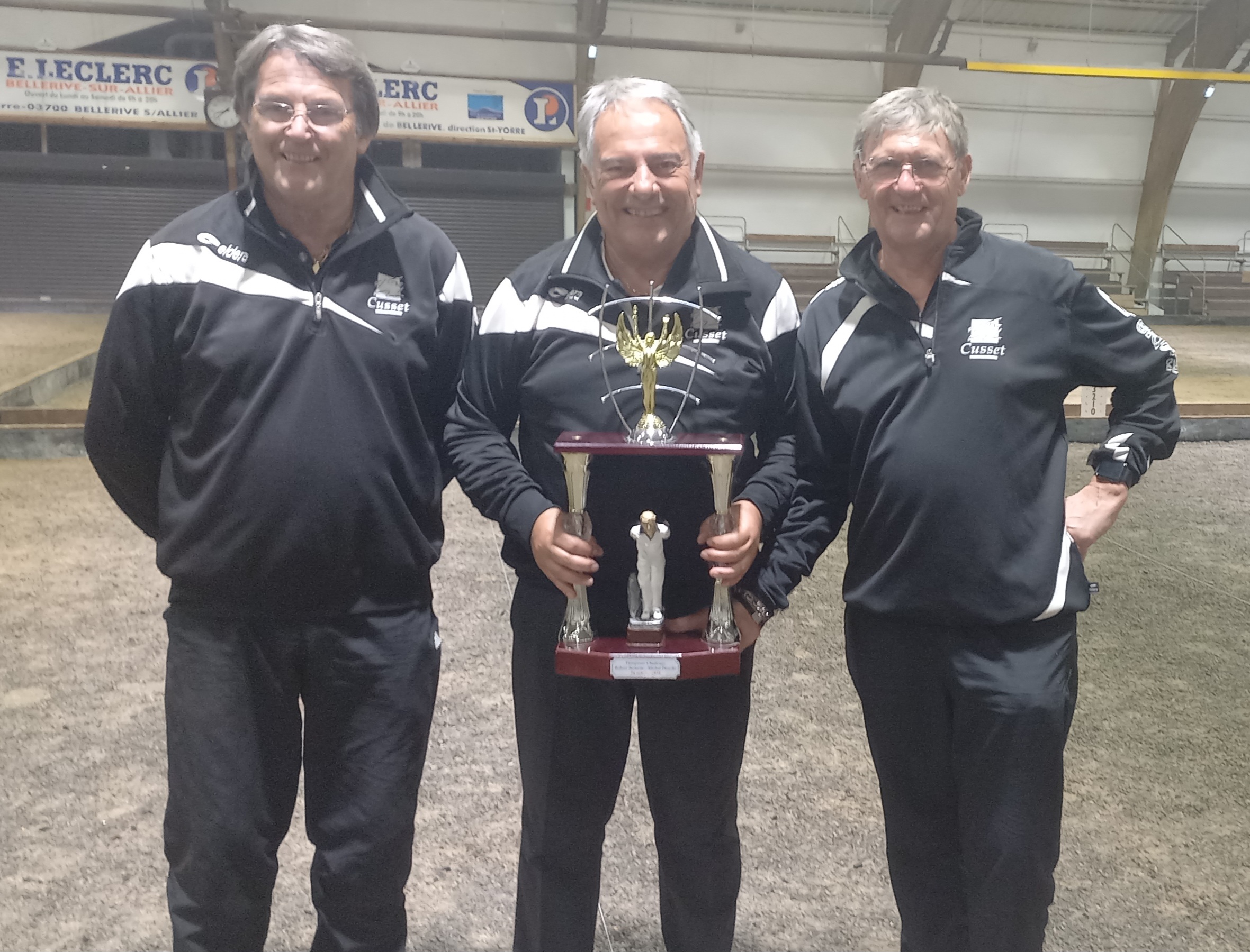 L'équipe cussetoise vainqueur du challenge ! L'équipe cussetoise vainqueur du challenge !