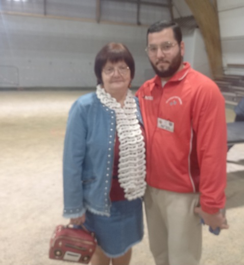 La photo souvenir avec la présidente. La photo souvenir avec la présidente.