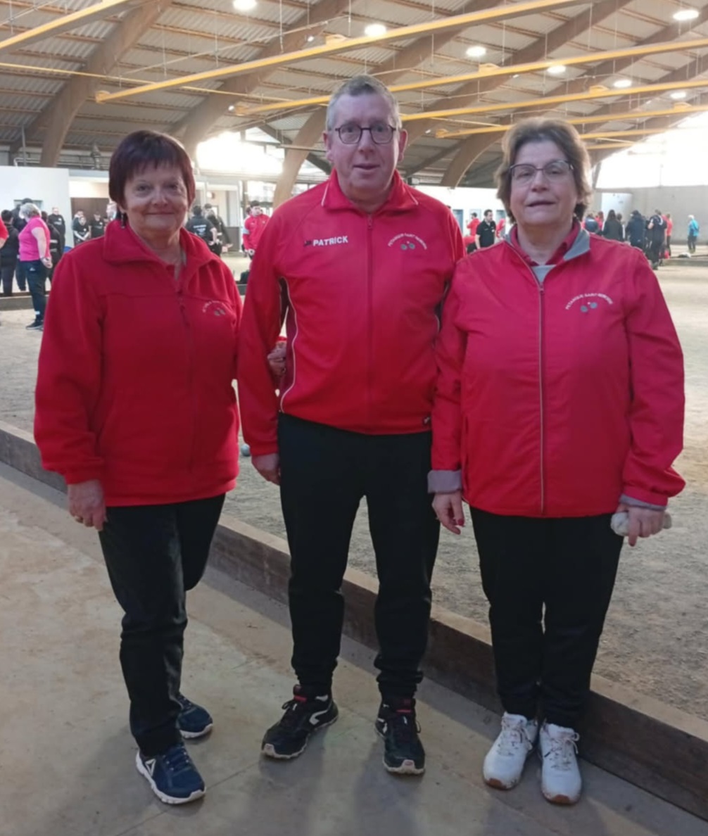 3 ÉQUIPES SAINT RÉMOISES ONT PARTICIPÉ AU CONCOURS "CHARLIE ET SES DROLES DE DAMES" A BELLERIVE