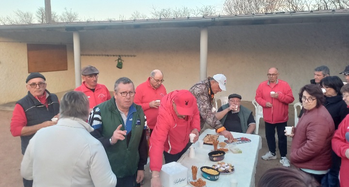 NOTRE PRÉSIDENTE NICOLE A FÊTÉ SES 70 PRINTEMPS NOTRE PRÉSIDENTE NICOLE A FÊTÉ SES 70 PRINTEMPS