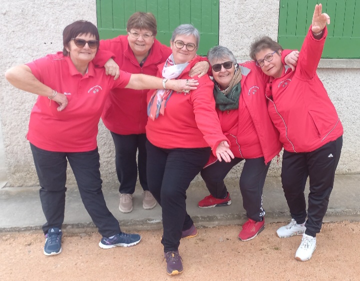 Une photo "fun" de l'équipe ça change un peu  !