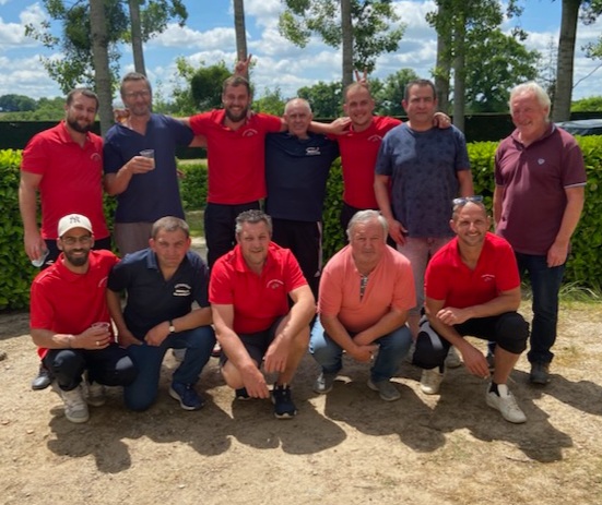 VICTOIRE IMPORTANTE DES SENIORS FACE A NEUILLY EN DONJON EN COUPE D'ALLIER VICTOIRE IMPORTANTE DES SENIORS FACE A NEUILLY EN DONJON EN COUPE D'ALLIER