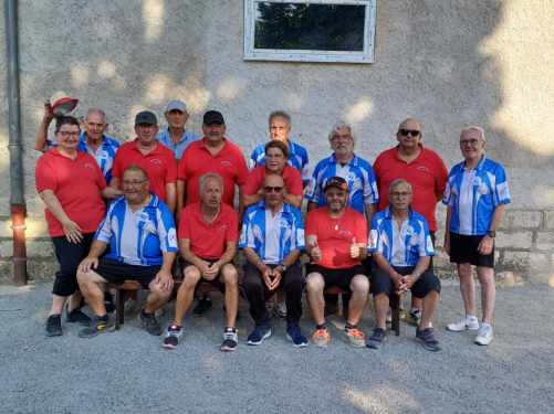 LES VÉTÉRANS (A) S'IMPOSENT FACE A TREBAN EN CHAMPIONNAT DES CLUBS LES VÉTÉRANS (A) S'IMPOSENT FACE A TREBAN EN CHAMPIONNAT DES CLUBS