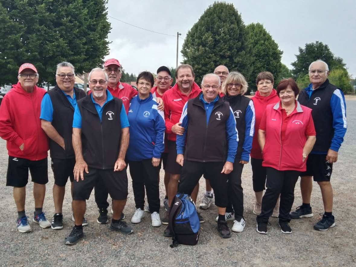 LES VÉTÉRANS (B) S'IMPOSENT FACE A VICHY RHUE POUR LEUR DERNIERE RENCONTRE DE CHAMPIONNAT DES CLUBS LES VÉTÉRANS (B) S'IMPOSENT FACE A VICHY RHUE POUR LEUR DERNIERE RENCONTRE DE CHAMPIONNAT DES CLUBS
