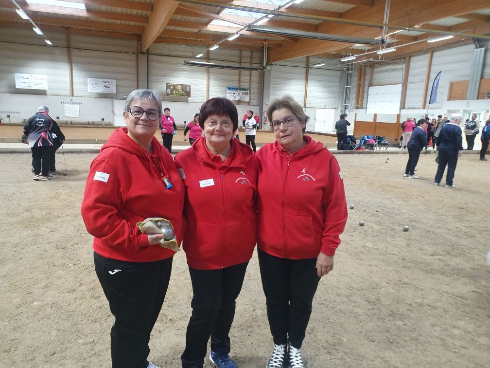BEAU PARCOURS DE SANDRINE, NICOLE ET MARIE ANGE AU SEMI MARATHON "OCTOBRE ROSE" A MONTLUCON BEAU PARCOURS DE SANDRINE, NICOLE ET MARIE ANGE AU SEMI MARATHON "OCTOBRE ROSE" A MONTLUCON
