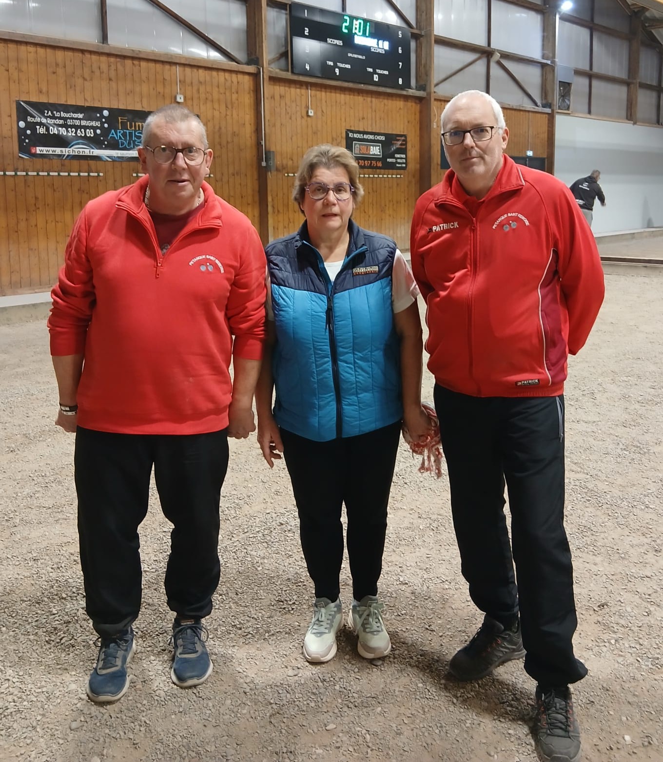 MARIE ANGE, SERGE ET ALAIN QUARTS DE FINALISTES DU (B) AU CHALLENGE GRINCOURT DE VICHY PÉTANQUE MARIE ANGE, SERGE ET ALAIN QUARTS DE FINALISTES DU (B) AU CHALLENGE GRINCOURT DE VICHY PÉTANQUE