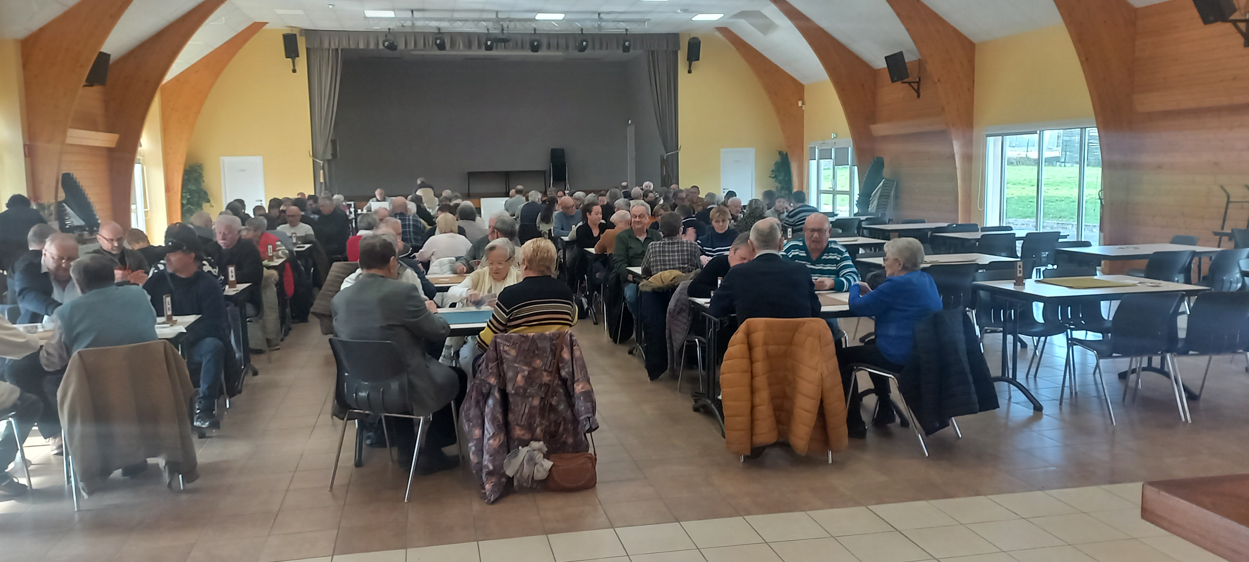 58 ÉQUIPES ONT PARTICIPÉ A NOTRE CONCOURS DE BELOTE