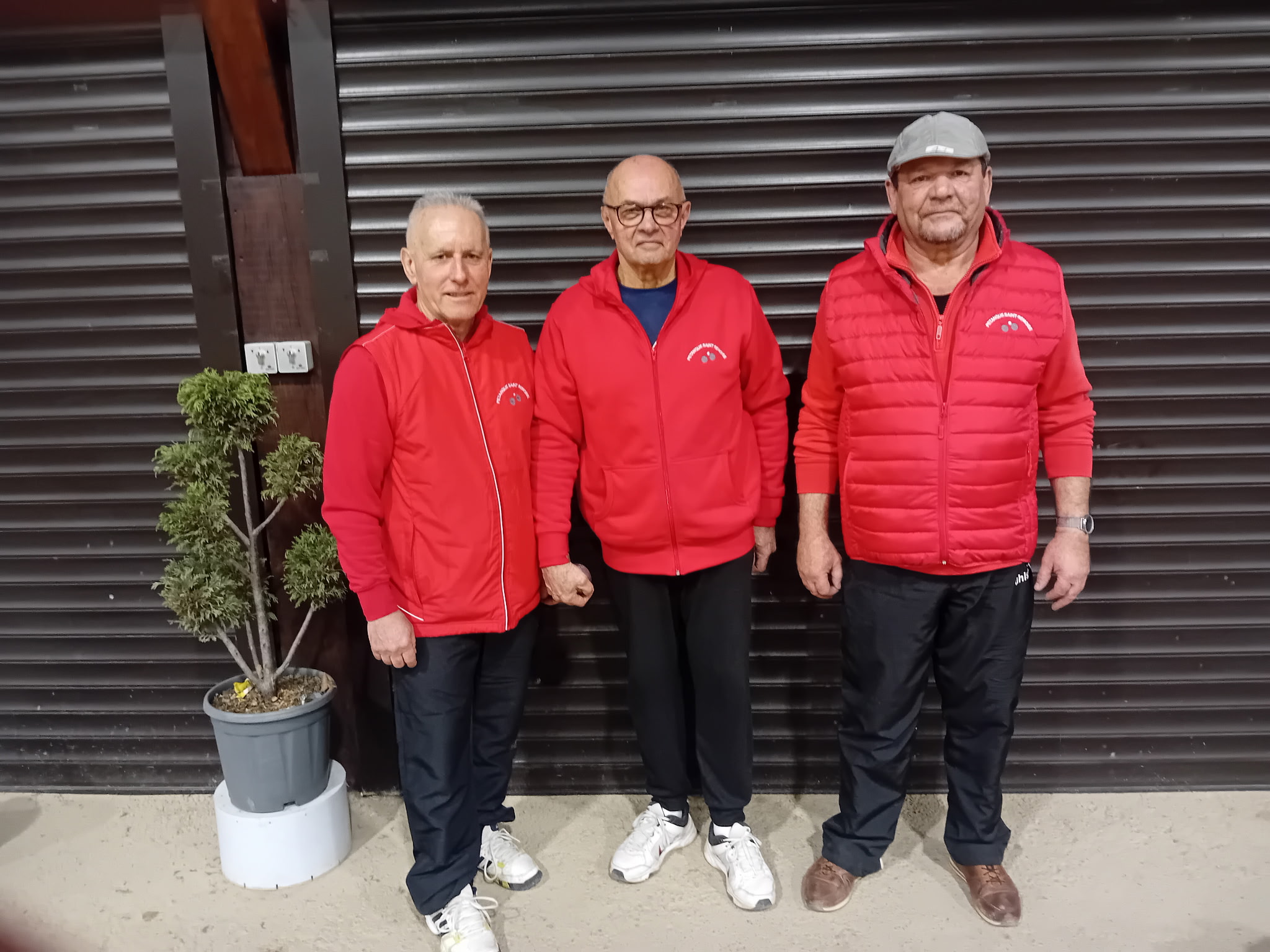 DANIEL, PASCAL ET MICHEL S'INCLINENT EN DEMIE FINALE DU CONCOURS PRINCIPAL A BELLERIVE DANIEL, PASCAL ET MICHEL S'INCLINENT EN DEMIE FINALE DU CONCOURS PRINCIPAL A BELLERIVE