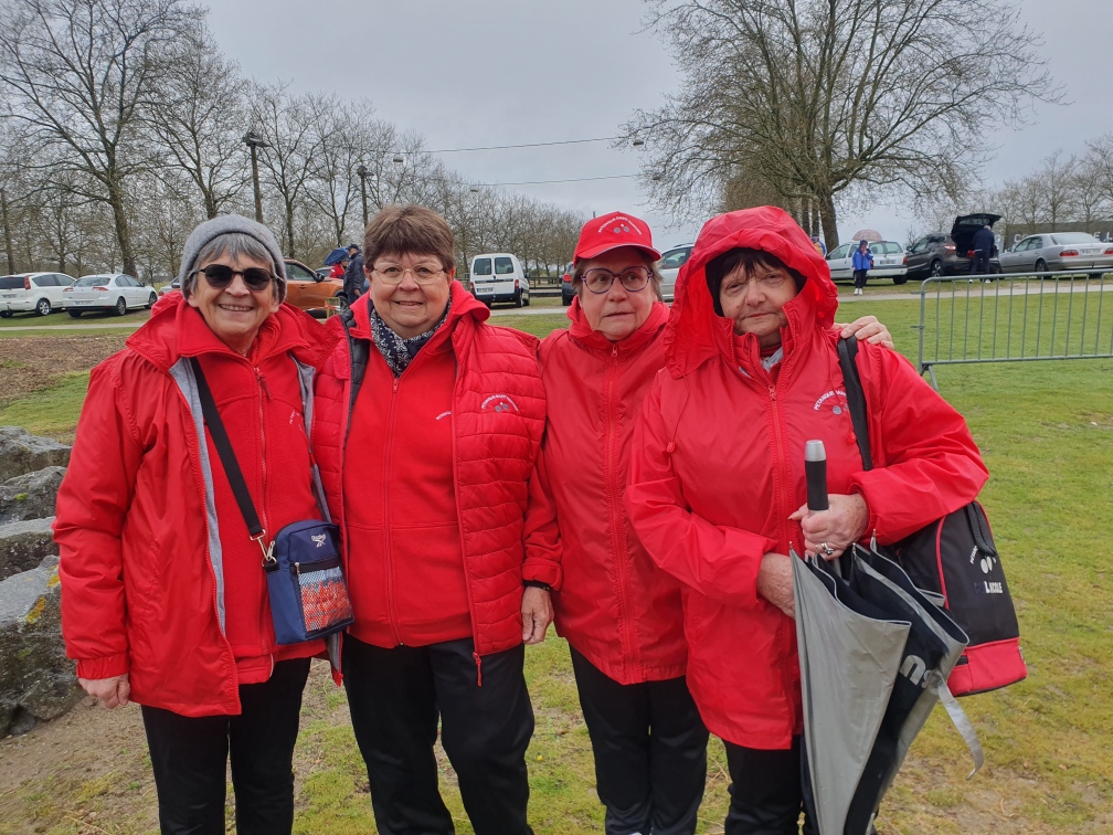 PAPAYE ET MARTINE S'INCLINENT APRES LES POULES AU CHAMPIONNAT D'ALLIER DOUBLETTE FÉMININ