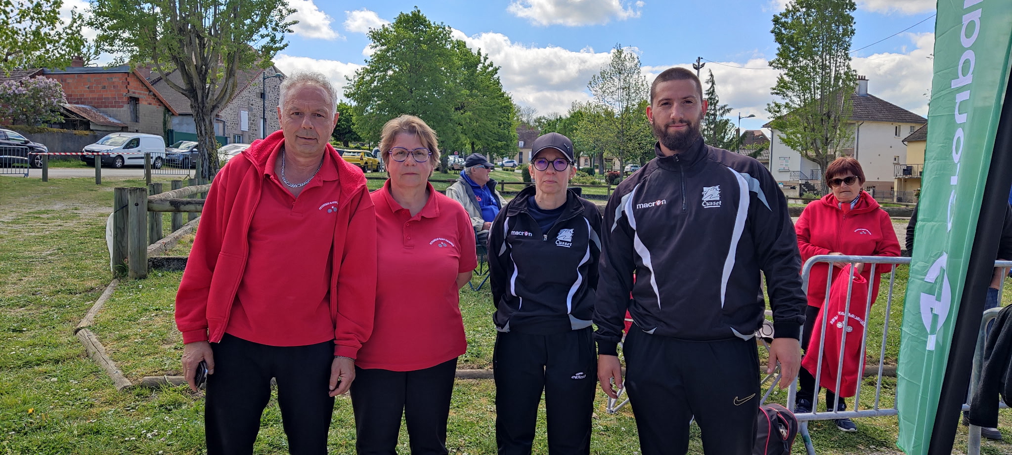 8ème de finale face aux champions d'Allier en titre Romain et Alexandra.