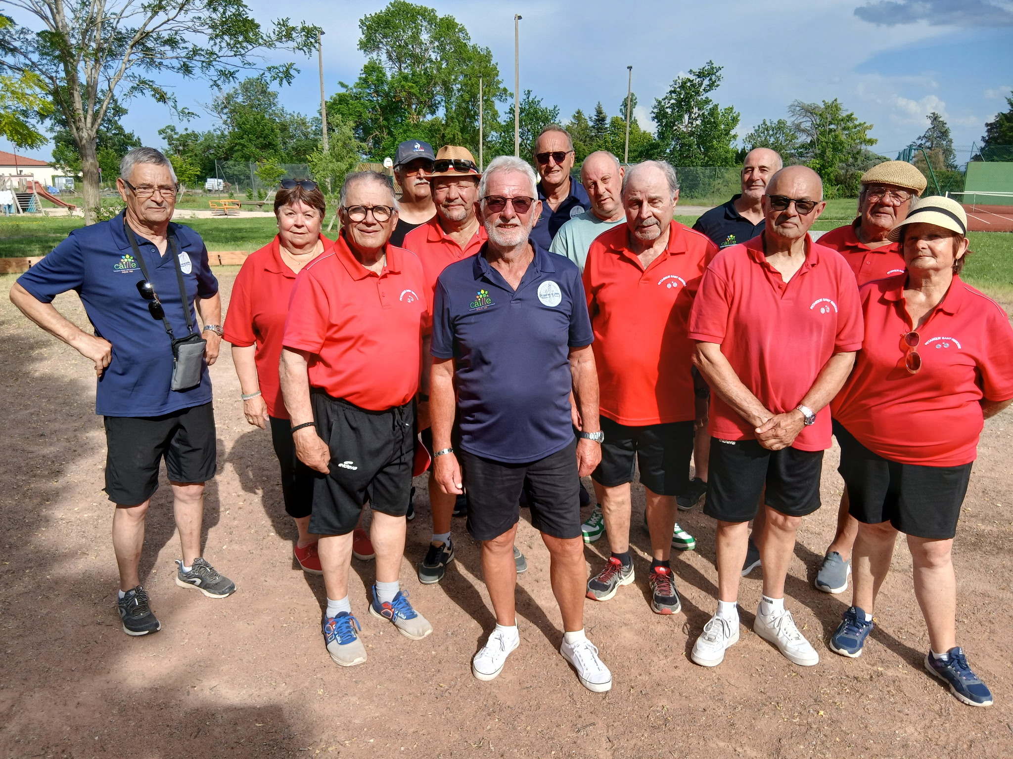 2 VICTOIRES ET UNE DÉFAITE POUR LES VÉTÉRANS EN CHAMPIONNAT DES CLUBS 2 VICTOIRES ET UNE DÉFAITE POUR LES VÉTÉRANS EN CHAMPIONNAT DES CLUBS