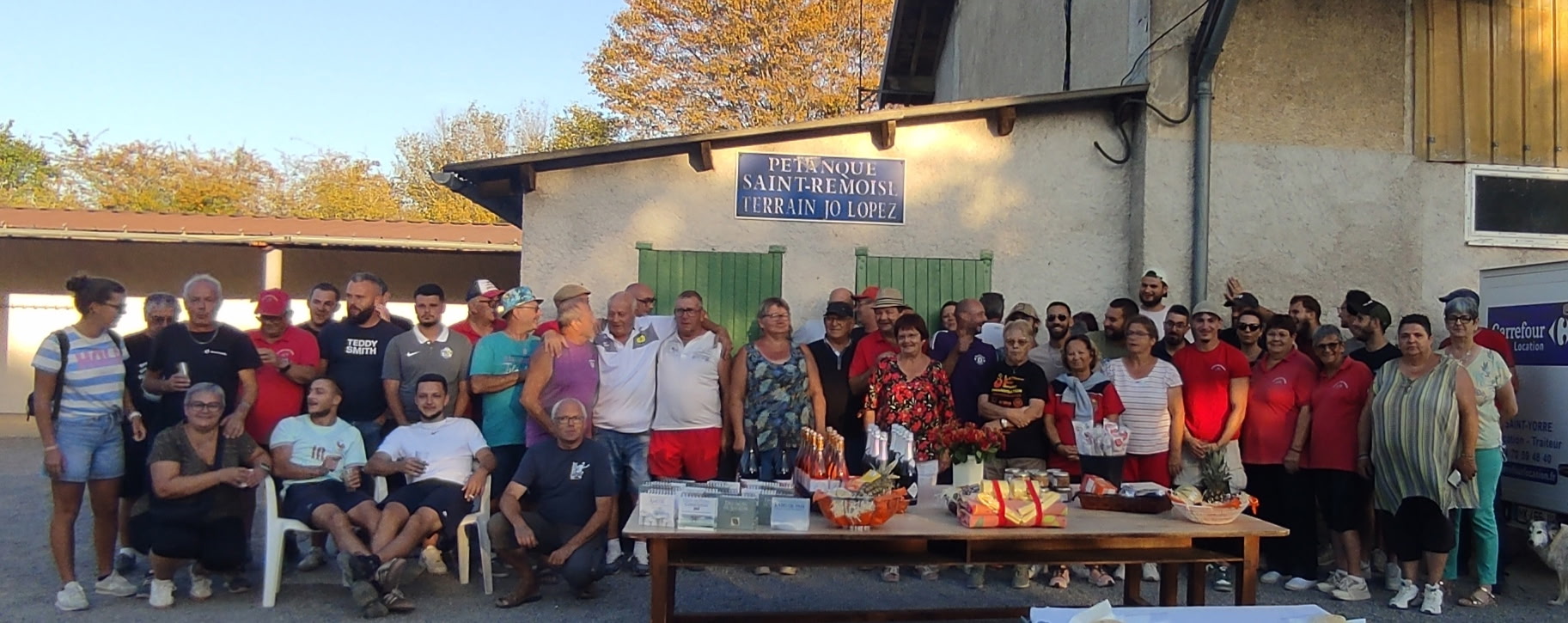 UN BON MOMENT DE CONVIVIALITÉ POUR LE CONCOURS AVEC INVITÉS UN BON MOMENT DE CONVIVIALITÉ POUR LE CONCOURS AVEC INVITÉS