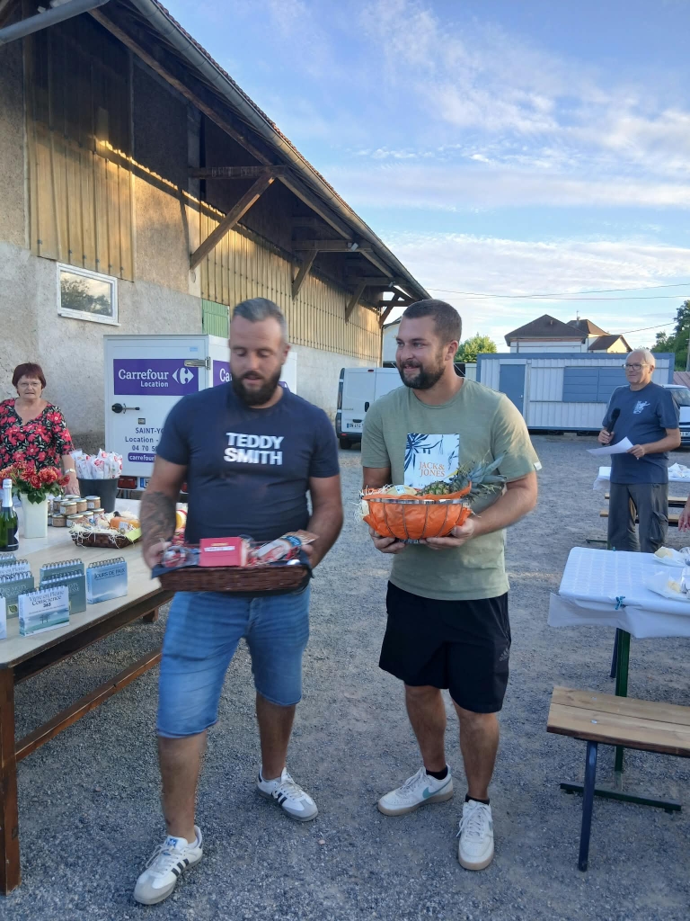 Les 2èmes : Marvin et Jordan Les 2èmes : Marvin et Jordan
