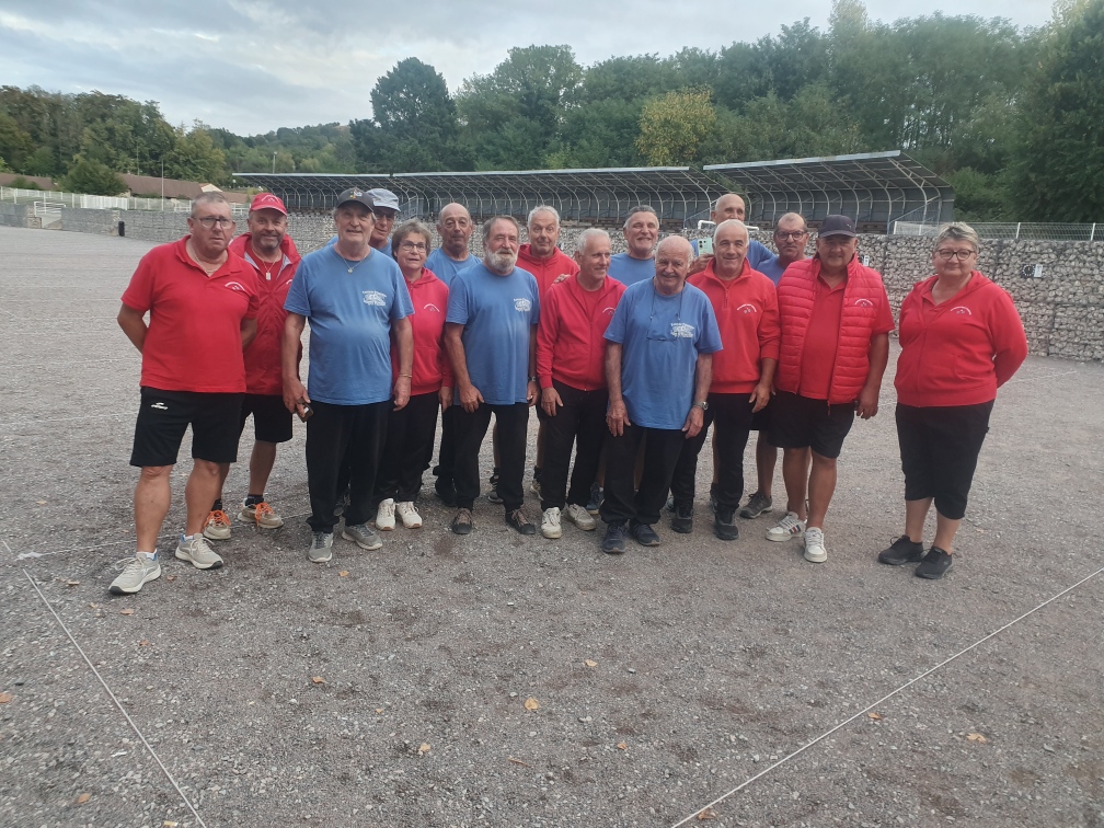 LES VÉTÉRANS VICE CHAMPIONS DÉPARTEMENTAUX EN CHAMPIONNAT DES CLUBS