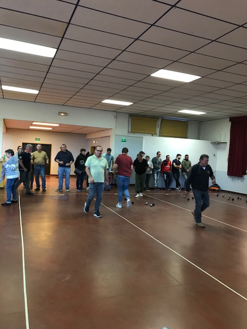 PÉTANQUE D'INTERIEURE PÉTANQUE D'INTERIEURE