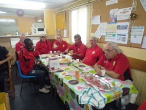 Michel, Michaël, Yves, Bruno, Giuseppe, Guy et Robert