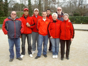 L'équipe SVCP 1 : Alain Petit (Sélectionneur / Coach), Éric Ranarijaona, Nicolas Le Gall, Sylvain Chevallier, Marc Chérit, Marie-Pierre Laude, Thierry Lepeuc, JosetteCastor L'équipe SVCP 1 : Alain Petit (Sélectionneur / Coach), Éric Ranarijaona, Nicolas Le Gall, Sylvain Chevallier, Marc Chérit, Marie-Pierre Laude, Thierry Lepeuc, JosetteCastor