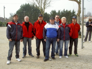 L'équipe SVCP 2 : Stéphane Birolleaud, Franck Renard, Étienne Mazzoni, Gilbert Castor, Bruno Gey (Sélectionneur / Coach), Annie Petit, Abdelaziz Amessis