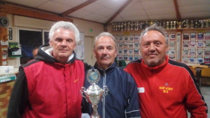 Régis, Roland et Vincent (SVCP), vainqueurs du "A"