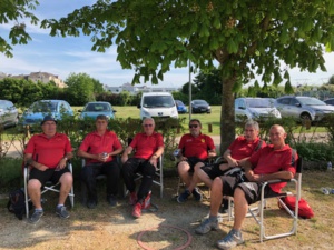 L'équipe SVCP en plein effort : Jean-Marc, René (coach et joueur), Jean-Luc, William, Jean-Michel et Jean-luc L'équipe SVCP en plein effort : Jean-Marc, René (coach et joueur), Jean-Luc, William, Jean-Michel et Jean-luc