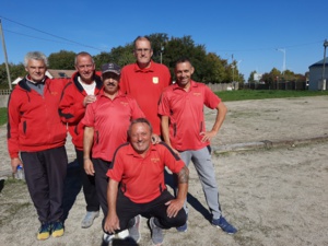 SVCP 1 : Régis, Jean-Luc, Aziz, Didier, David. Accroupi : Vincent SVCP 1 : Régis, Jean-Luc, Aziz, Didier, David. Accroupi : Vincent