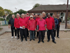 L'équipe SVCP 3 : René, Yves (coachh), Gilles, Michel, Angelo, Bruno, Giuseppe et Privat L'équipe SVCP 3 : René, Yves (coachh), Gilles, Michel, Angelo, Bruno, Giuseppe et Privat