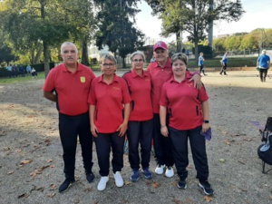 L'équipoe SVCP : Fernnado (coach), Isabelle, Pascale, Christiane, Nathalie
