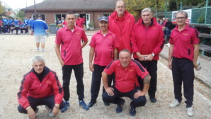 L'équipe SVCP 1 : David, Aziz, Didier (coach et joueur), Jean-Michel, Daniel. Accroupis : Régis et Vincent
