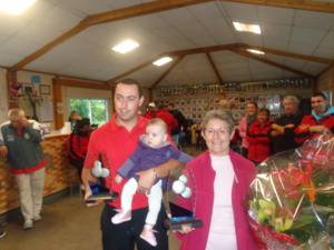 Les vainqueurs du mixte et leur supportrice N° 1 Les vainqueurs du mixte et leur supportrice N° 1