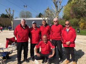 L'équipe SVCP de CRC 2 : Jean-Michzel, Jean-Marc, René, Jean-Luc, Roland. Accroupi : Vincent