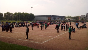 128 triplettes sur le "rouge" du Stade Éric Durand plein ciomme un oeuf