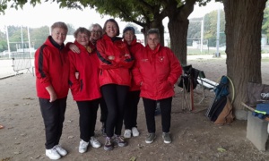 L'équuipe SVCP 2 : Annick Vidot, Annick Izanic, Véronique (coach), Nathalie, Claudine Louiset Claudine Beck