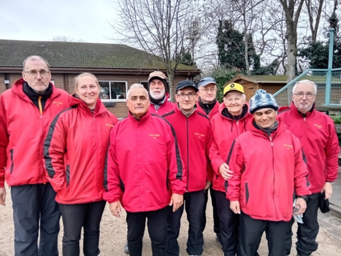 L'équipe SVCP : Didier (coach), Patrycja, Patrick, Michel, Danieol, Patrick, Christiane, Patrick, René.