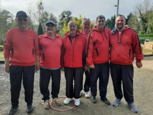 L'équipe SVCP 2 : Jean-Luc, Jean-Marc, Norbert, Michel, René (joueur et coach) et Guillaume L'équipe SVCP 2 : Jean-Luc, Jean-Marc, Norbert, Michel, René (joueur et coach) et Guillaume