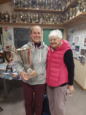 La lauréate du Lamour, Patrycja et la finaliste, Christiane La lauréate du Lamour, Patrycja et la finaliste, Christiane