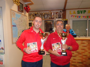 Nico et Manu vainqueurs en Jeu provençal Nico et Manu vainqueurs en Jeu provençal