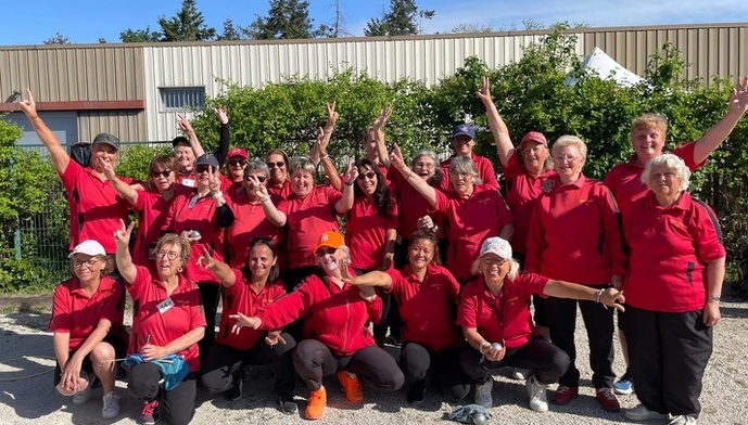 Les féminines SVCP au Championnat de l'Essonne Triplette à Lisses le 3.05.2025