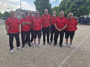 L'équipe SVCP 1 : Gilbert, Mourad, Bruno, Michel, Didier (joueur et coach), Michel, Jean-Michel et Éric L'équipe SVCP 1 : Gilbert, Mourad, Bruno, Michel, Didier (joueur et coach), Michel, Jean-Michel et Éric