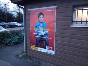 Et à lui aussi... Et à lui aussi...