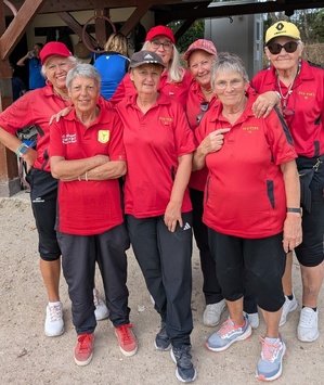 L'équipe SVCP 1 : Linda, Anita, Corinne, Véronique, Marie-France, Babette (coach et joueuse), Christiane